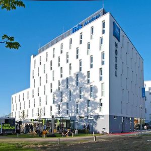 Hotel Ibis Budget Muenchen City Olympiapark Exterior photo