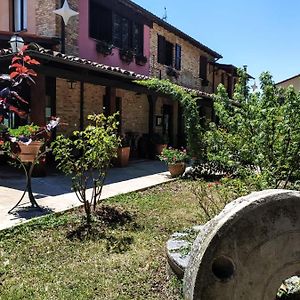 Villa Agriturismo La Corte Sul Lago à Cingoli Exterior photo