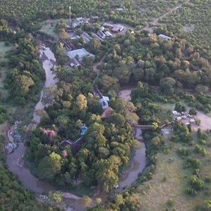 Hotel Fig Tree Camp à Narok Exterior photo