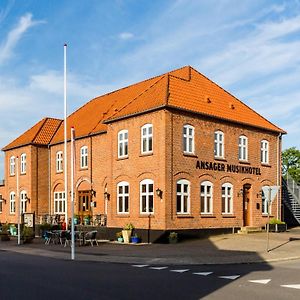 Ansager Hotel Og Hytteby Exterior photo