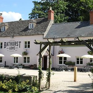 Hotel The Bathurst Arms à Cirencester Exterior photo