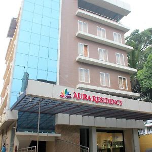 Hotel Aura Residency à Thrissur Exterior photo