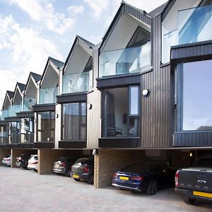 Aparthotel Warehouse Holiday Lets à Whitstable Exterior photo