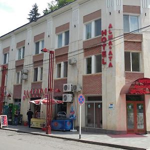 Alma-Ata Hotel Bordjomi Exterior photo