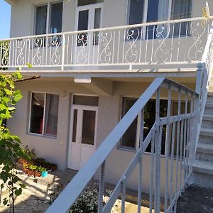 Apartment On Kobuleti Beach. Exterior photo