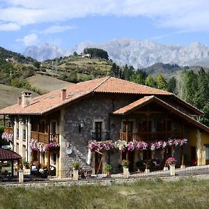 Hotel El Corcal De Liebana à Cillorigo de Liebana Exterior photo