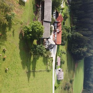 Villa Tourist Farm Klevz à Slovenj Gradec Exterior photo
