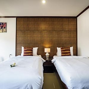 Lux Boutique Hotel Nonthaburi Exterior photo