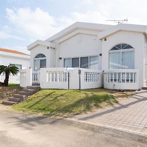 Villa With-Terrace à Kohama Exterior photo