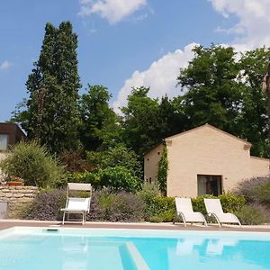 Appartement Charming Studio In Montalto Delle Marche 28 M² + Pool Exterior photo