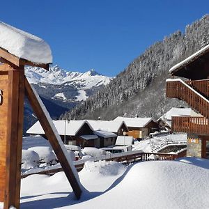 Hotel Les Glières - Champagny-en-Vanoise à La Plagne Exterior photo