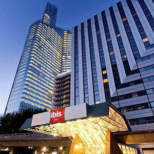 Hotel ibis Paris la Défense Esplanade à Courbevoie Exterior photo