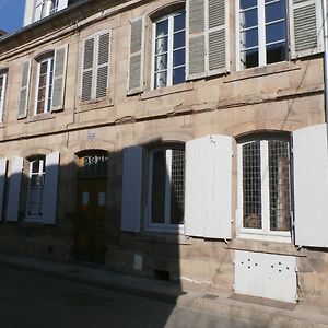 Bed and Breakfast La Maison XVIIIe à Moulins  Exterior photo