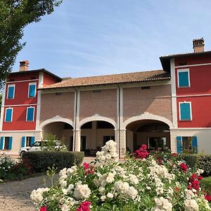 Bed and Breakfast Via D' Este 8 à Gualtieri Exterior photo