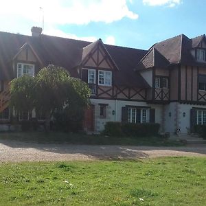 Bed and Breakfast Les Mesangeres à Chaumont-sur-Tharonne Exterior photo