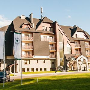 Hotel Centrum Promocji Lesnictwa W Mucznem à Lutowiska Exterior photo