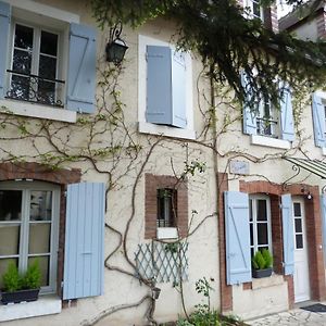 Bed and Breakfast La Ribambelle à Saint-Brisson-sur-Loire Exterior photo