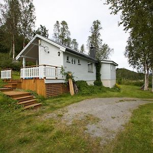 Villa Midt Troms Perle à Finnsnes Exterior photo