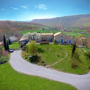 Bed and Breakfast Le Castelet-Arzeliers à Laragne-Monteglin Exterior photo