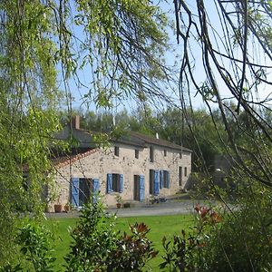 Bed and Breakfast La petite Vallee à La Chapelle-Largeau Exterior photo