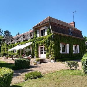 Bed and Breakfast Maison Angulus Ridet à Montcresson Exterior photo