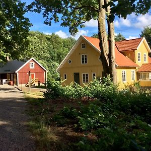 Bed and Breakfast Prostens Bed & Breakfast à Getinge Exterior photo