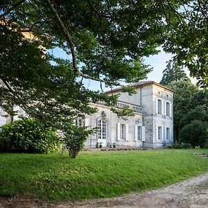 Bed and Breakfast Château Le Méjean à Pessac-sur-Dordogne Exterior photo