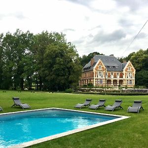 Bed and Breakfast Clos Barthélemy-Château d'Eterpigny à Eterpigny  Exterior photo