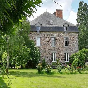 Bed and breakfast Le Presbytère de Saint Malon Exterior photo