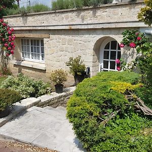 Bed and Breakfast Sur la route des peintres à Champagne-sur-Oise Exterior photo