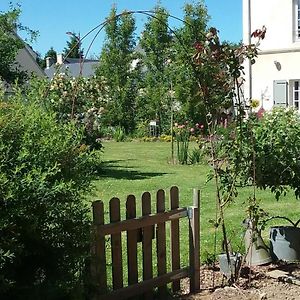 Bed and Breakfast Chambre d'hôte le 18-20 à Saint-Martin-des-Entrées Exterior photo