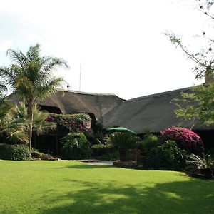 Glen Afric Country Lodge Hartbeespoort Exterior photo