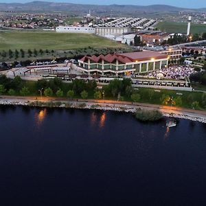 Kronos Hotel Golbası Exterior photo