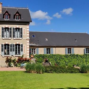 Bed and breakfast Château de Saint Etienne Exterior photo