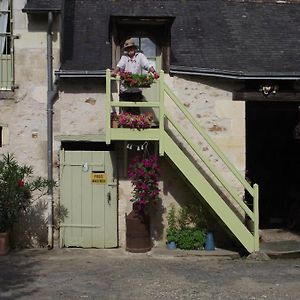 Bed and Breakfast Chambre d'hôtes Le Vaujoint à Cheillé Exterior photo