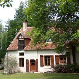 Villa Au jardin de Grand-Père à Fougeres-sur-Bievre Exterior photo