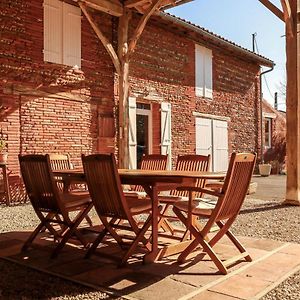 Gîte rural Aqui-naut Montesquieu-Volvestre Exterior photo