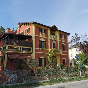 Appartement La Casa Dell'Orologio à Riolo Terme Exterior photo