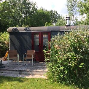 Villa Gipsy Wagon Near Amsterdam And Beach à Velserbroek Exterior photo