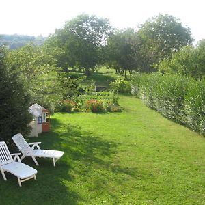 Bed and Breakfast Murmure des buis à Corveissiat Exterior photo