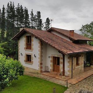 Villa Casa El Vinadal à Arguebanes Exterior photo
