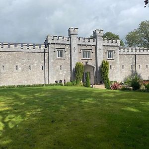 Bed and Breakfast Markree Courtyard à Collooney Exterior photo