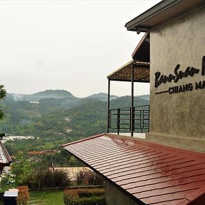 Hotel Bann Suan Maya à Mae Rim Exterior photo