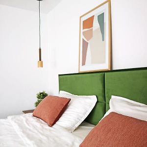 Modern Cozy Apartment - New Kyustendil Exterior photo