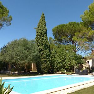 Bed and Breakfast ENTRE AVIGNON et PONT DU GARD à Rochefort-du-Gard Exterior photo