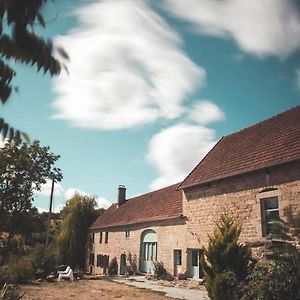 Bed and Breakfast Le Noyer à Rougnat Exterior photo