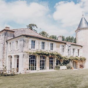 Hotel Château de Mouillepied à Port-dʼEnvaux Exterior photo