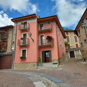 Bed and Breakfast La Montadaria à Zavattarello Exterior photo