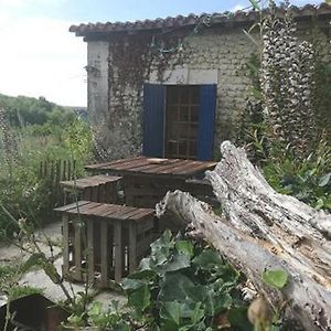 Appartement au bout du chemin à Bouteilles-Saint-Sébastien Exterior photo