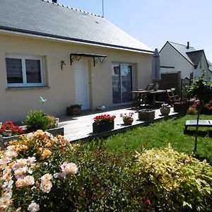 Bed and Breakfast Maison d'Hôtes La Marie Pierre à Pluherlin Exterior photo